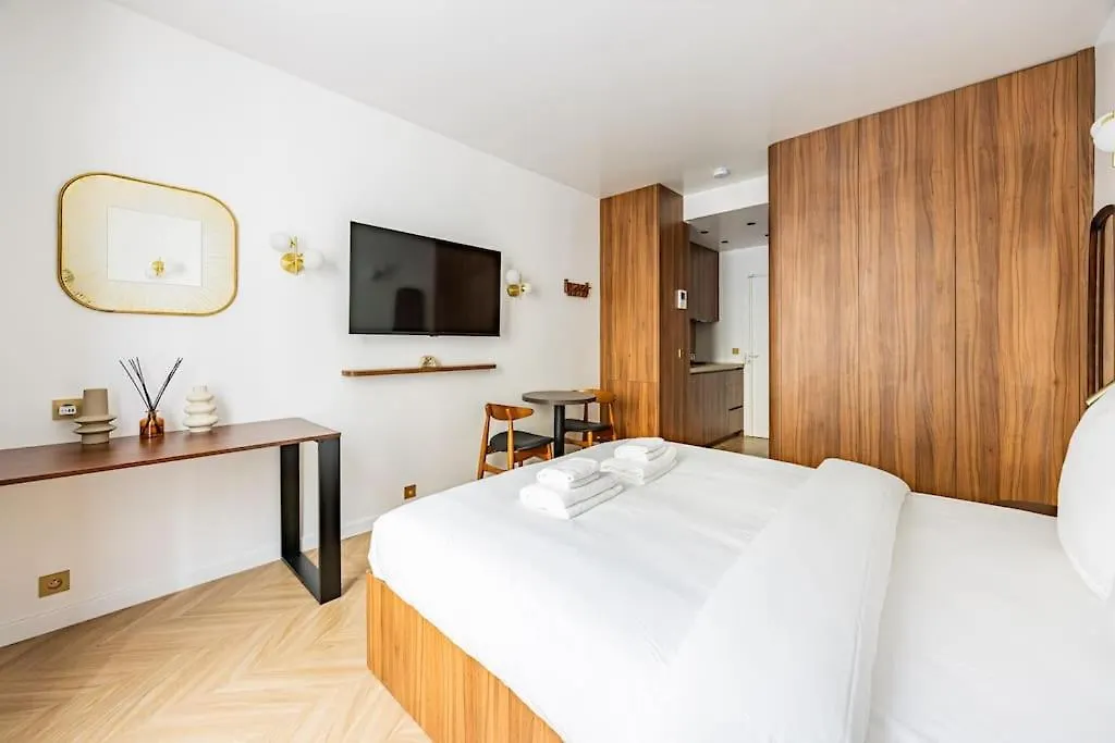 151 Suite Luxueuse-Etienne Marcel-Chatelet-Paris 3 0*, パリ フランス