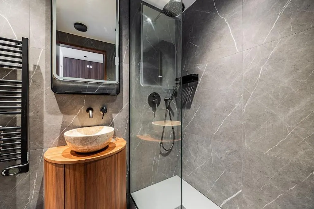 151 Suite Luxueuse-Etienne Marcel-Chatelet-Paris 3 0*, パリ